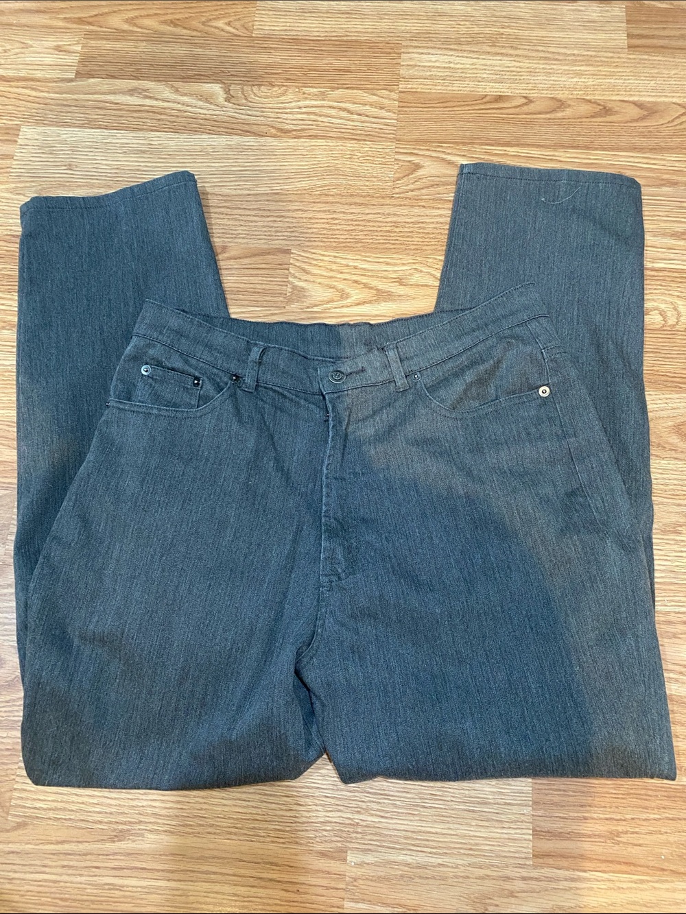Men's Dark Gray Straight-Leg Jeans Size 14